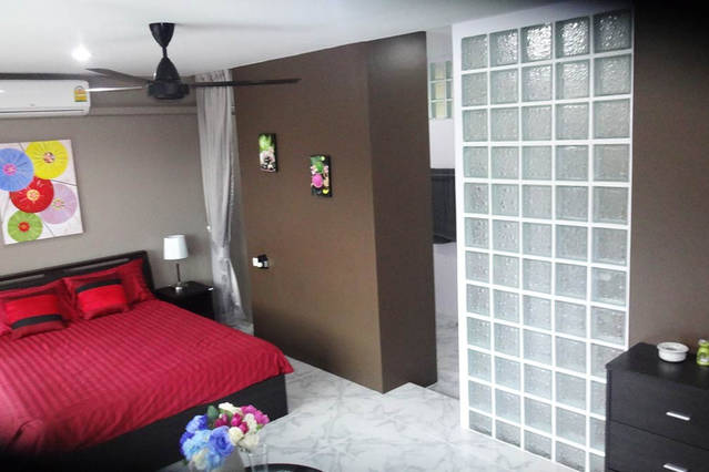 hire studio with double bed with bathroom